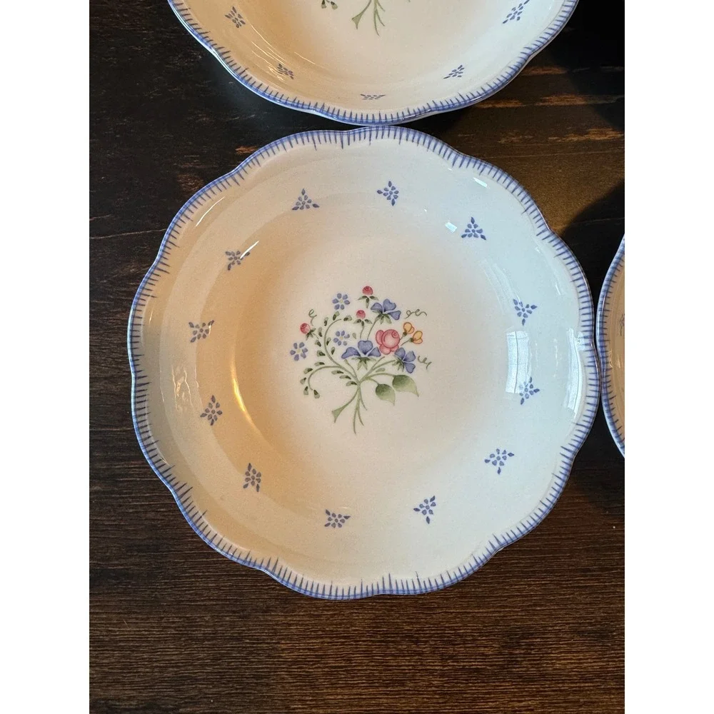 Nikko Japan American Country Rena Fruit Dessert Bowls Set of 4 Floral Blue Rim